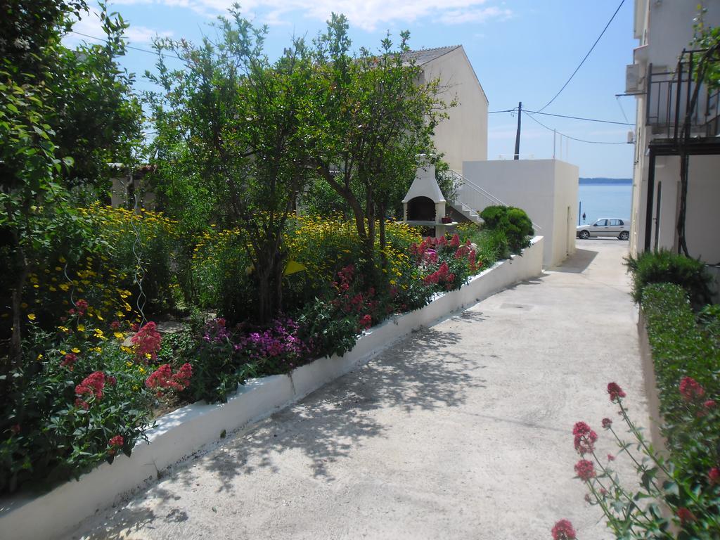 Apartments Krajici Kaštela Zewnętrze zdjęcie